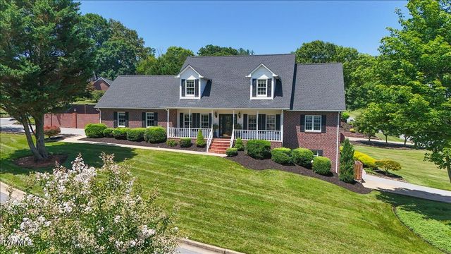 1 Emerald Court, Johnson City, TN 37604