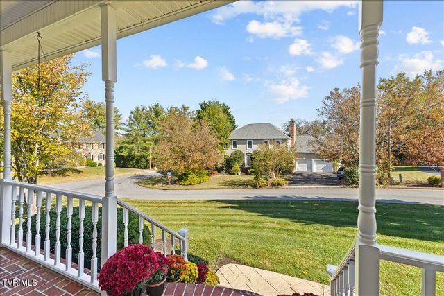 1 Emerald Court, Johnson City, TN 37604