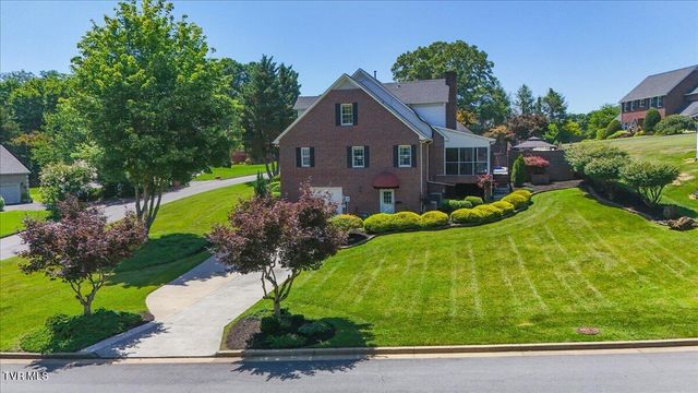 1 Emerald Court, Johnson City, TN 37604