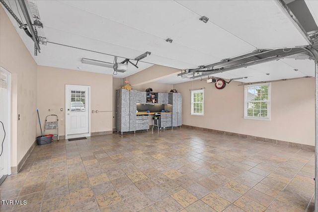 1 Emerald Court, Johnson City, TN 37604