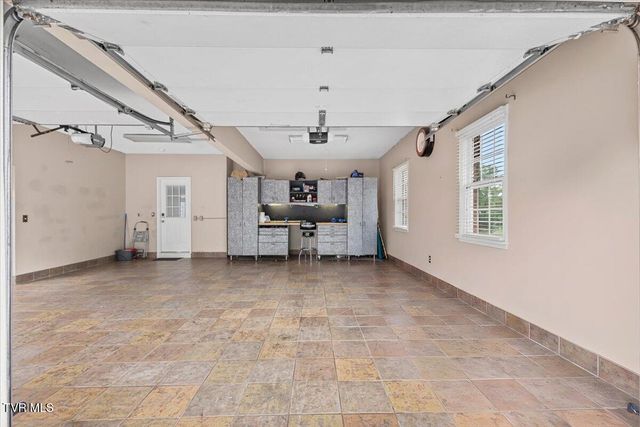 1 Emerald Court, Johnson City, TN 37604