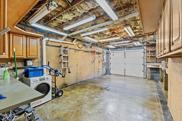 1 Emerald Court, Johnson City, TN 37604