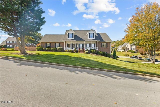 1 Emerald Court, Johnson City, TN 37604