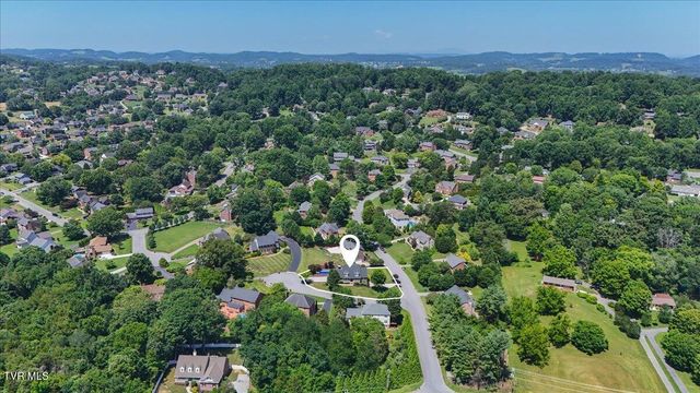 1 Emerald Court, Johnson City, TN 37604