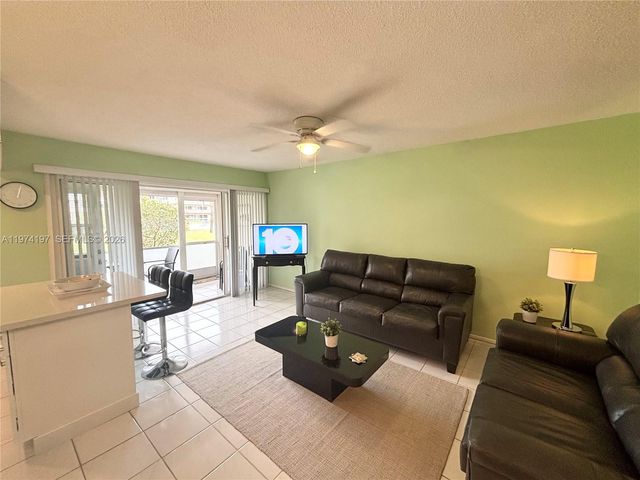 5300 Washington Street O124, Hollywood, FL 33021