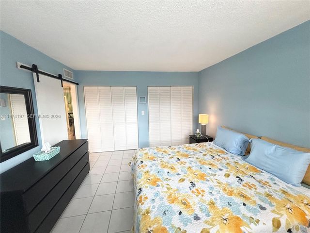 5300 Washington Street O124, Hollywood, FL 33021