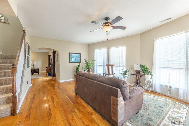 5815 County Road 448, Poplar Bluff, MO 63901