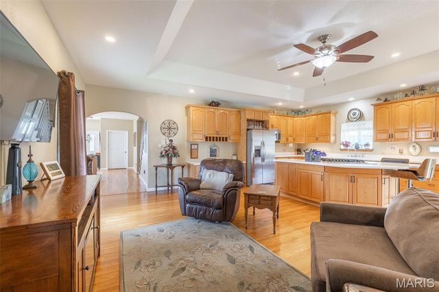 5815 County Road 448, Poplar Bluff, MO 63901