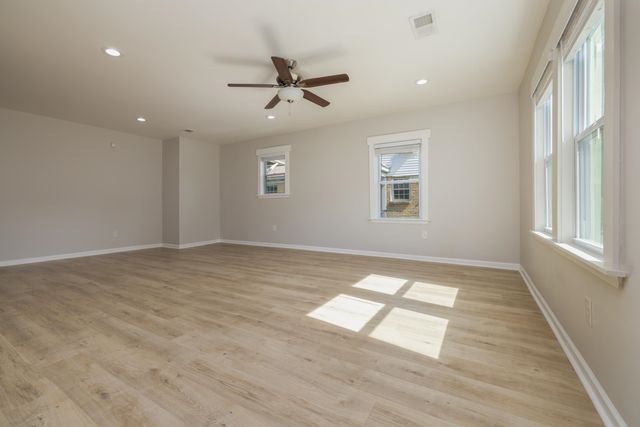 1111 N WATKINS AVE, Memphis, TN 38107