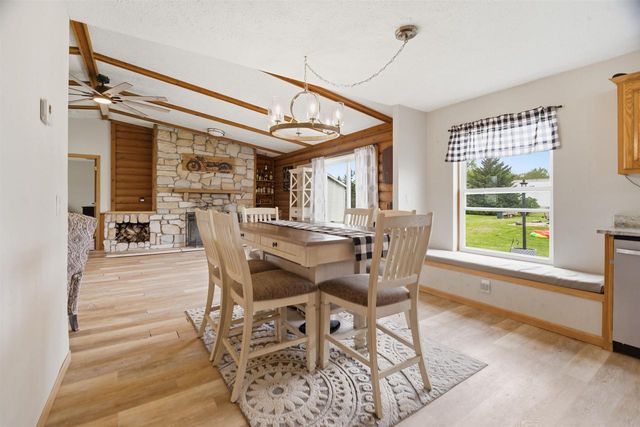 311 N 3RD STREET, Hilbert, WI 54129