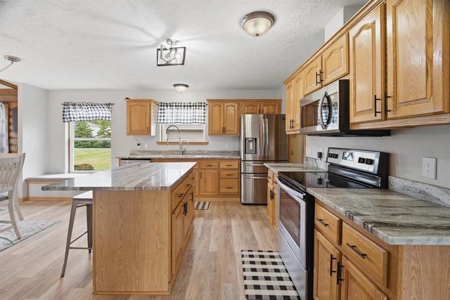 311 N 3RD STREET, Hilbert, WI 54129