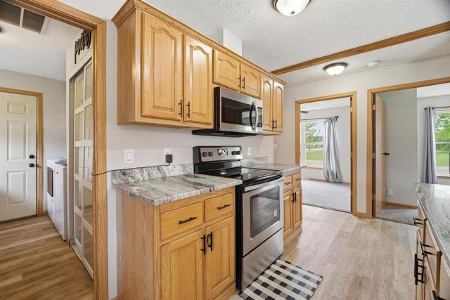 311 N 3RD STREET, Hilbert, WI 54129