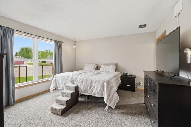 311 N 3RD STREET, Hilbert, WI 54129