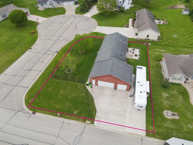 311 N 3RD STREET, Hilbert, WI 54129