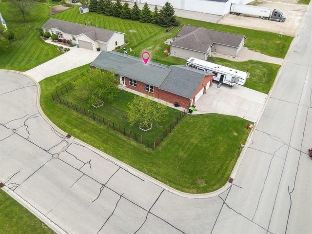 311 N 3RD STREET, Hilbert, WI 54129