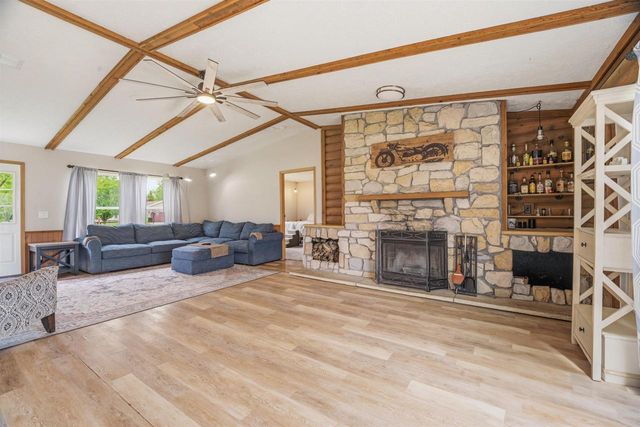 311 N 3RD STREET, Hilbert, WI 54129