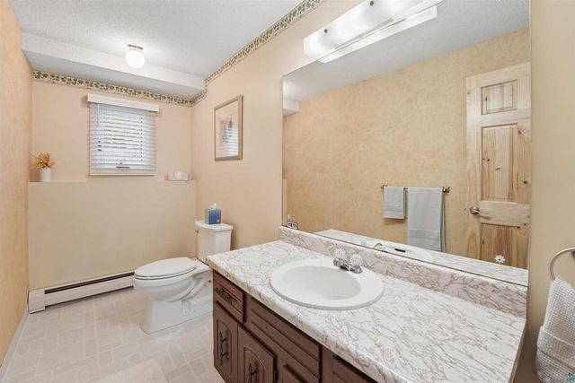 59 Highgate St, Superior, WI 54880