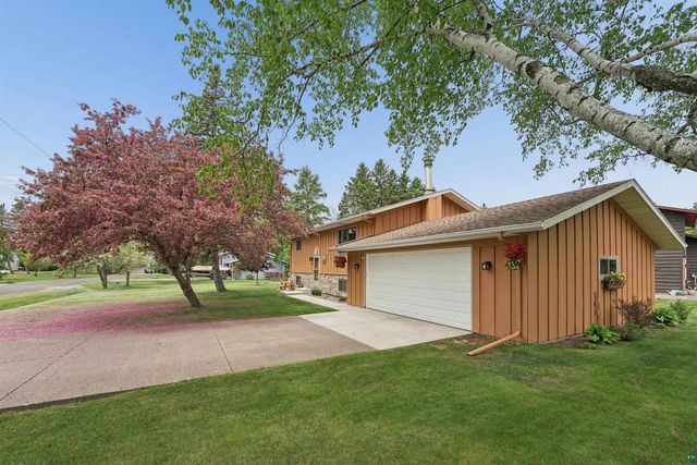 59 Highgate St, Superior, WI 54880