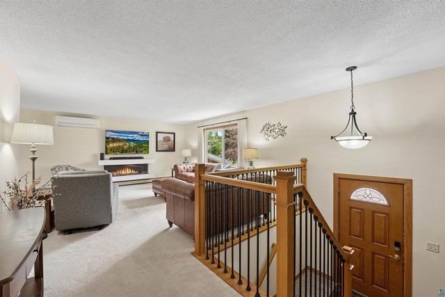 59 Highgate St, Superior, WI 54880