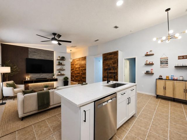 531 1ST AVENUE, Altamonte Springs, FL 32714