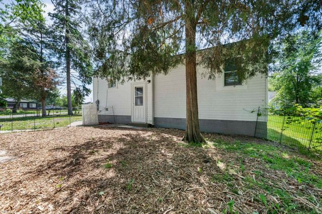3070 Grove Street, Keego Harbor, MI 48320