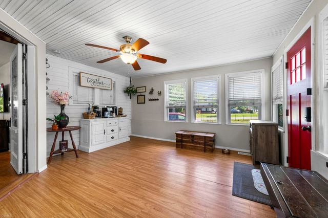 3070 Grove Street, Keego Harbor, MI 48320