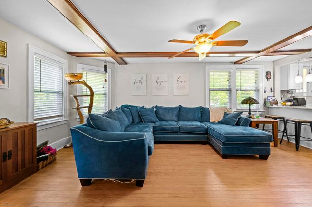 3070 Grove Street, Keego Harbor, MI 48320