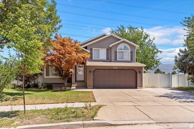 1441 BRIDGEVIEW DR, Layton, UT 84041