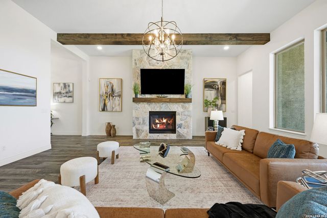 982 Belle Oaks, Bulverde, TX 78163