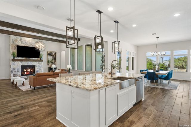 982 Belle Oaks, Bulverde, TX 78163