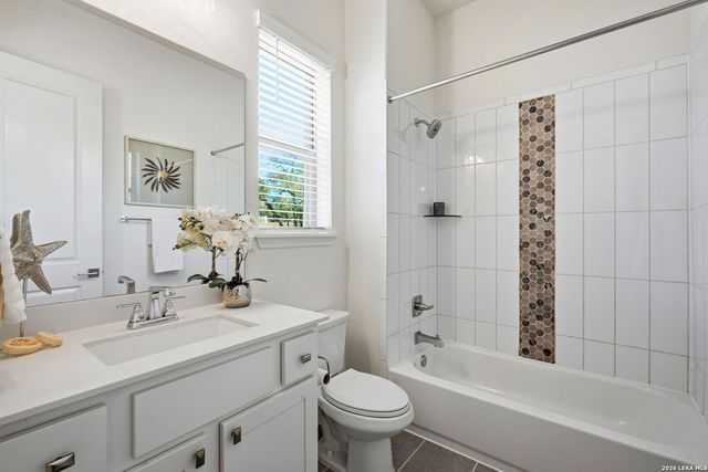 982 Belle Oaks, Bulverde, TX 78163