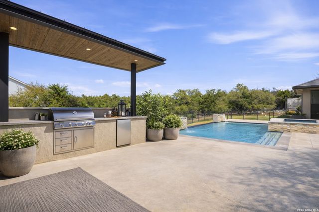 982 Belle Oaks, Bulverde, TX 78163