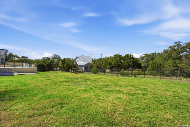982 Belle Oaks, Bulverde, TX 78163
