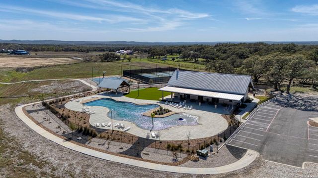 982 Belle Oaks, Bulverde, TX 78163