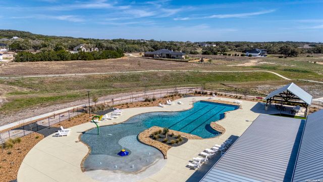 982 Belle Oaks, Bulverde, TX 78163