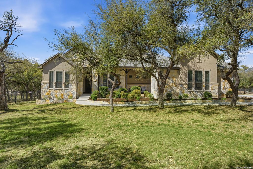 982 Belle Oaks, Bulverde, TX 78163