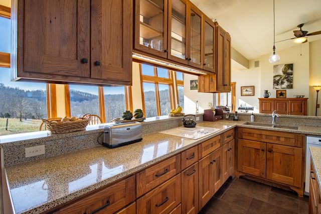 2016 Valley View Rd, Joelton, TN 37080