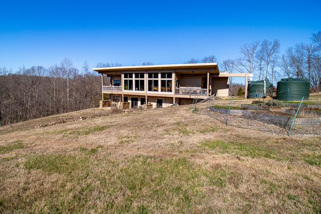 2016 Valley View Rd, Joelton, TN 37080