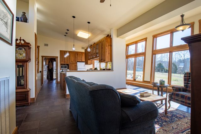 2016 Valley View Rd, Joelton, TN 37080