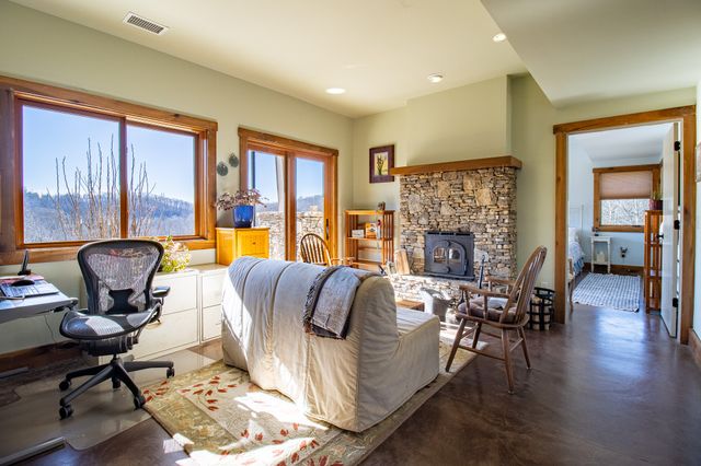 2016 Valley View Rd, Joelton, TN 37080