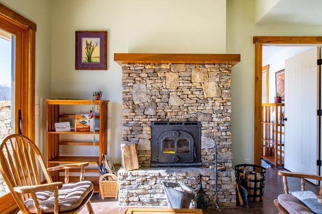 2016 Valley View Rd, Joelton, TN 37080