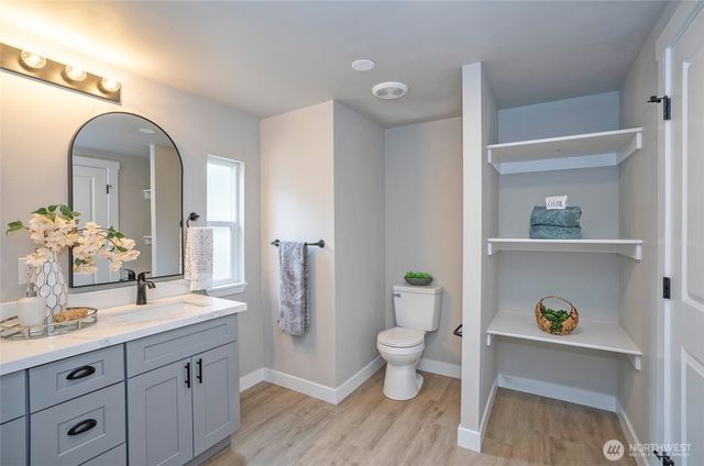 19801 67th Avenue E, Spanaway, WA 98387