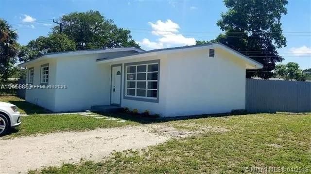 1218 NW 15th St, Fort Lauderdale, FL 33311
