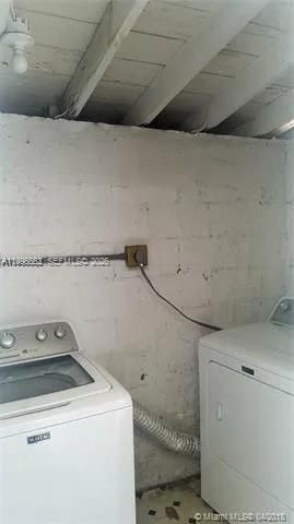 1218 NW 15th St, Fort Lauderdale, FL 33311