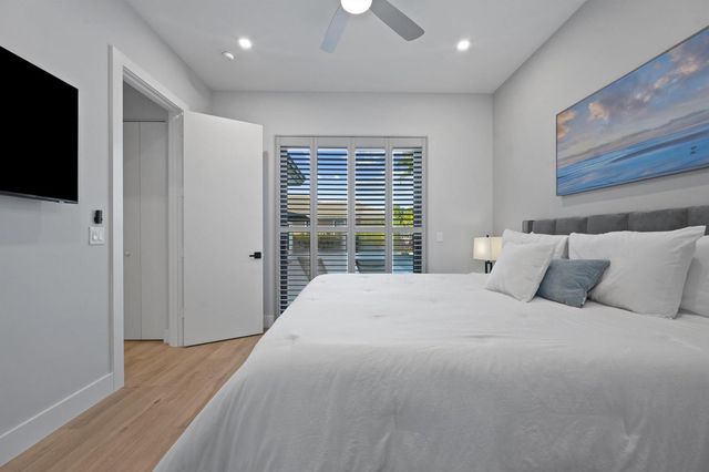 1950 S Club Drive, Wellington, FL 33414