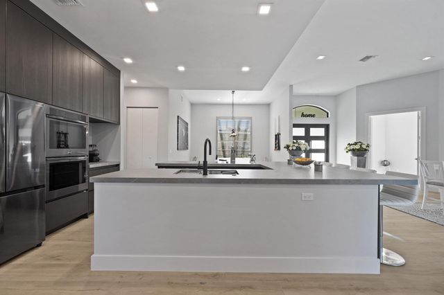 1950 S Club Drive, Wellington, FL 33414