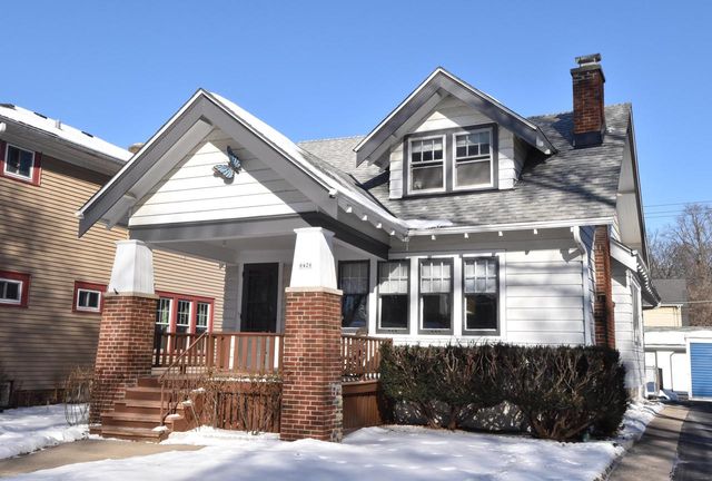 6426 W Wisconsin AVENUE, Wauwatosa, WI 53213