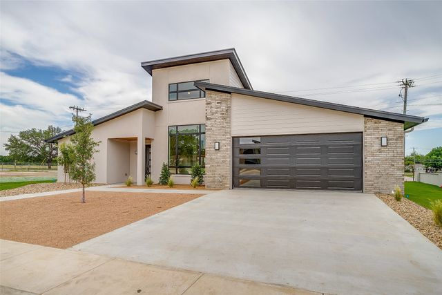 2600 Easy Street, Mineral Wells, TX 76067