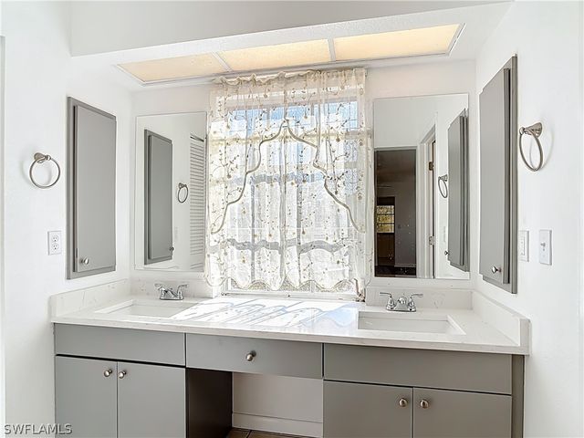 2183 Rio De Janeiro AVE, Punta Gorda, FL 33983