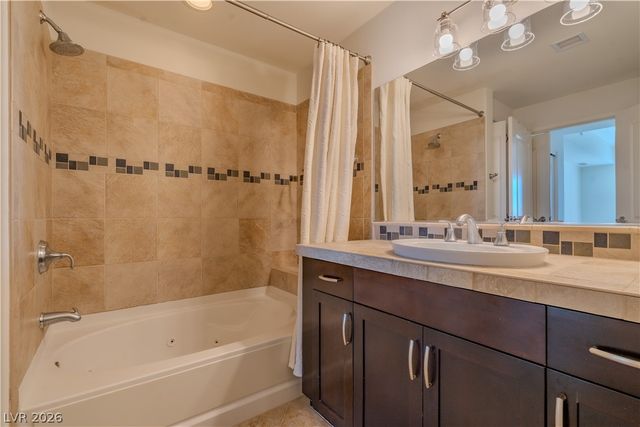8255 Las Vegas Boulevard 906, Las Vegas, NV 89123